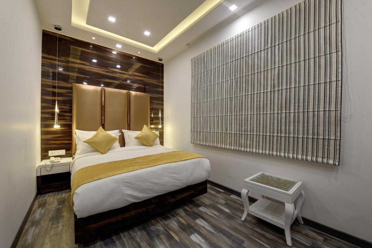 Hotel Golden Tree Noida Zewnętrze zdjęcie
