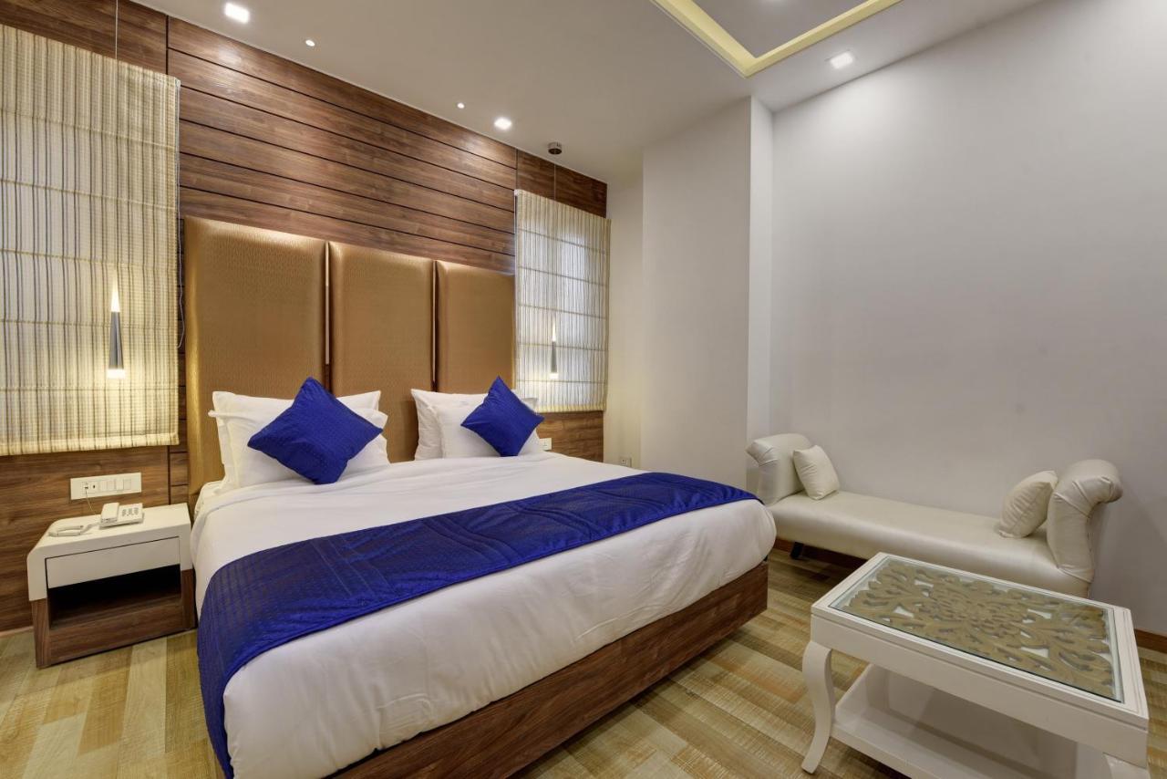 Hotel Golden Tree Noida Zewnętrze zdjęcie