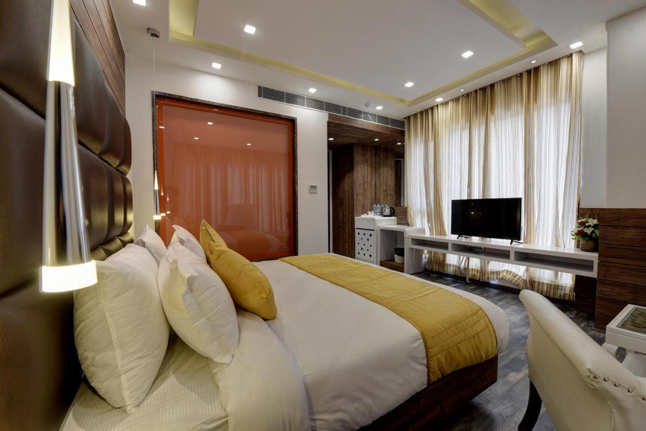 Hotel Golden Tree Noida Zewnętrze zdjęcie